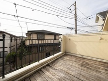 【東京都/杉並区善福寺】杉並区善福寺一丁目　中古戸建 バルコニー