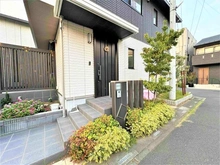 【埼玉県/入間市下藤沢】入間市下藤沢3丁目　中古戸建 玄関