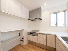 【埼玉県/所沢市小手指町】所沢市小手指町5丁目　中古戸建 キッチン