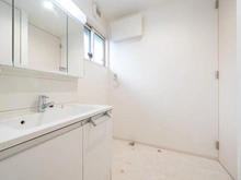 【埼玉県/所沢市小手指町】所沢市小手指町5丁目　中古戸建 洗面所