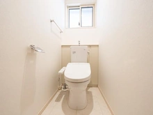 【埼玉県/所沢市小手指町】所沢市小手指町5丁目　中古戸建 トイレ