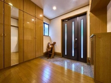 【東京都/板橋区南常盤台】板橋区南常盤台2丁目 中古一戸建て 玄関
