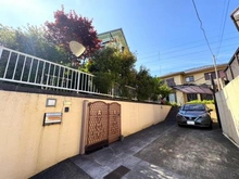 【神奈川県/横浜市泉区中田南】横浜市泉区中田南2丁目 中古一戸建て ゆとりある駐車スペース