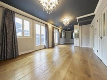 【神奈川県/横浜市青葉区あかね台】横浜市青葉区あかね台1丁目中古戸建 リビングのみで18.2帖あります。