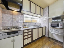 【東京都/練馬区南大泉】練馬区南大泉2丁目中古戸建 ゆったりと料理のできるキッチンスペースです。