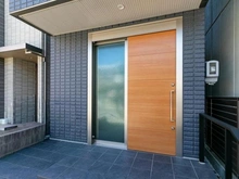 【愛知県/名古屋市北区中丸町】名古屋市北区中丸町3丁目中古戸建 スライドドアの玄関！手荷物が多くても開けやすいです。