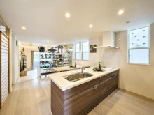 【愛知県/名古屋市千種区赤坂町】名古屋市千種区赤坂町1丁目中古戸建 