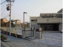 【愛知県/名古屋市千種区春里町】名古屋市千種区春里町2丁目中古戸建 自由ケ丘小学校 240m