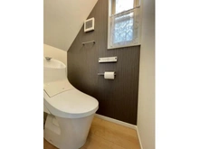 【兵庫県/神戸市中央区生田町】神戸市中央区生田町4丁目中古戸建 ■1階トイレ部分■窓有り