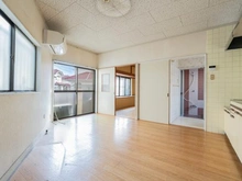 【神奈川県/相模原市南区御園】相模原市南区御園1丁目 中古一戸建て ダイニングキッチン約９．０帖