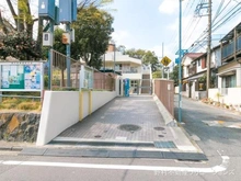 【神奈川県/横浜市保土ケ谷区仏向町】横浜市保土ケ谷区仏向町 新築一戸建て 周辺施設