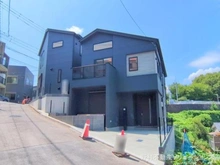 【神奈川県/横浜市神奈川区西寺尾】横浜市神奈川区西寺尾3丁目 新築一戸建て 外観