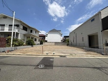 【神奈川県/横浜市港北区高田東】横浜市港北区高田東1丁目 新築一戸建て 現地（建築前）：全2棟　左側
