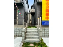 【東京都/小金井市東町】小金井市東町1丁目 新築一戸建て アプローチ