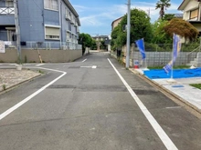 【東京都/小金井市東町】小金井市東町1丁目 新築一戸建て 前面道路：物件は右側