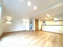 【東京都/杉並区下井草】杉並区下井草1丁目 新築一戸建て リビング・ダイニング