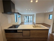 【東京都/狛江市岩戸南】狛江市岩戸南3丁目 新築一戸建て キッチン