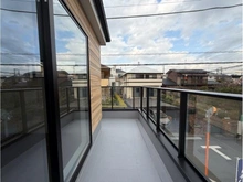 【東京都/狛江市岩戸南】狛江市岩戸南3丁目 新築一戸建て バルコニー