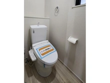 【埼玉県/蕨市中央】蕨市中央7丁目新築戸建 トイレ：１階　