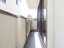 【埼玉県/さいたま市中央区下落合】さいたま市中央区下落合7丁目　リノベ済み中古戸建 バルコニー