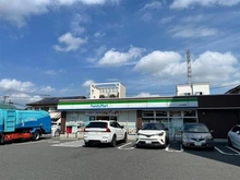 【埼玉県/川口市戸塚東】川口市戸塚東新築戸建　3号棟 ファミリーマート　川口戸塚東店（現地より約270m）：
