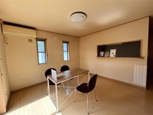 【埼玉県/川口市柳崎】川口市柳崎4丁目中古戸建 リビング・ダイニング：※家具・調度品は販売価格に含まれておりません