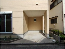 【埼玉県/川口市上青木】川口市上青木二丁目戸建 駐車場