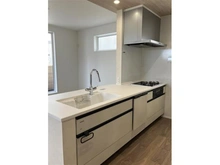 【埼玉県/さいたま市桜区西堀】グリーンガーデン中浦和5期 A 新築戸建 キッチン