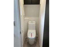 【埼玉県/さいたま市桜区西堀】グリーンガーデン中浦和5期 A 新築戸建 トイレ：2F