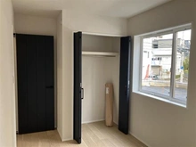 【埼玉県/さいたま市桜区西堀】グリーンガーデン中浦和5期 B 新築戸建 洋室：全５区画のB号棟　1階