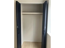 【埼玉県/さいたま市桜区西堀】グリーンガーデン中浦和5期 B 新築戸建 洋室：全５区画のB号棟 1階洋室収納