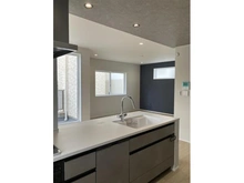 【埼玉県/さいたま市桜区西堀】グリーンガーデン中浦和5期 B 新築戸建 キッチン：全５区画のB号棟