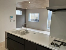 【埼玉県/さいたま市桜区西堀】グリーンガーデン中浦和5期 C 新築戸建 キッチン：全５区画のＣ号棟