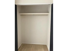 【埼玉県/さいたま市桜区西堀】グリーンガーデン中浦和5期 D 新築戸建 収納：1F 6.1畳納戸