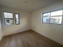 【埼玉県/さいたま市南区神明】さいたま市南区神明2丁目　新築戸建 洋室：約6.0帖