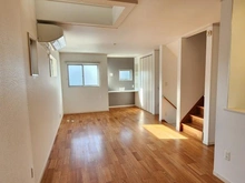 【埼玉県/さいたま市浦和区岸町】さいたま市浦和区岸町2丁目　中古戸建 リビング・ダイニング：約17.6帖