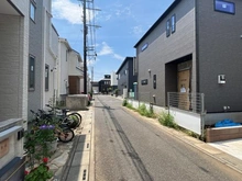 【埼玉県/さいたま市見沼区大字南中野】さいたま市見沼区大字南中野 新築戸建 D号棟 前面道路