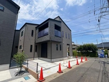 【埼玉県/さいたま市見沼区大字南中野】さいたま市見沼区大字南中野 新築戸建 G号棟 外観：全7棟　中央