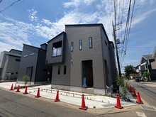 【埼玉県/さいたま市見沼区大字南中野】さいたま市見沼区大字南中野 新築戸建 G号棟 外観：全7棟　右側