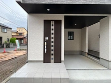 【埼玉県/さいたま市中央区鈴谷】さいたま市中央区鈴谷7丁目新築戸建　A号棟 アプローチ