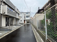 【埼玉県/さいたま市中央区鈴谷】さいたま市中央区鈴谷7丁目新築戸建　C号棟 前面道路