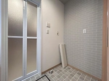 【埼玉県/さいたま市浦和区仲町】さいたま市浦和区仲町4丁目中古戸建 洗面所