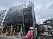 【埼玉県/さいたま市南区四谷】さいたま市南区四谷3丁目 1号棟 建築中の外観：全3号棟/一番右