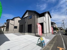 【埼玉県/さいたま市桜区大字塚本】さいたま市桜区大字塚本 新築戸建 1号棟 外観：全2号棟/写真中央