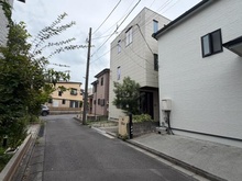【埼玉県/さいたま市中央区下落合】さいたま市中央区下落合7丁目中古戸建 外観：真ん中