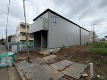 【埼玉県/さいたま市大宮区堀の内町】さいたま市大宮区堀の内町1丁目新築戸建　2号棟 建築中の外観：全2棟・前側
