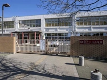 【千葉県/流山市江戸川台東】流山市江戸川台東3丁目／新築戸建 流山市立江戸川台小学校（現地より約131m）