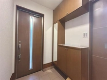 【千葉県/船橋市旭町】船橋市旭町1丁目　中古戸建 玄関