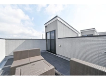【千葉県/八千代市八千代台北】& RESORT HOUSE 八千代台　1号棟 テラス