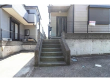 【千葉県/八千代市下市場】八千代市下市場1丁目　中古戸建 玄関